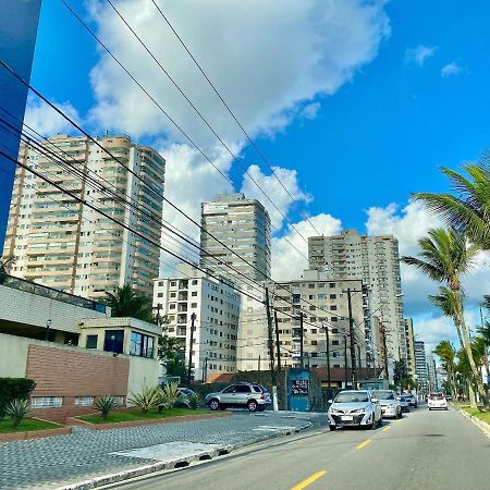 A035- Amplo Apto 2 Quartos C/ Wi-Fi | 50M Do Mar ปรายากรันเด ภายนอก รูปภาพ